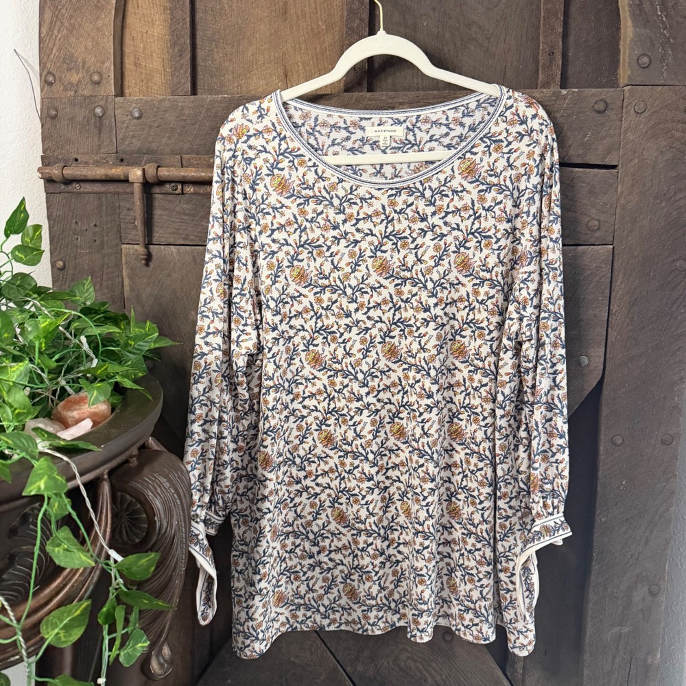 Max Studio Floral Tie Cuff Tunic Top 2X White Blue Boho Knit| PTP 25.5"| 2X|